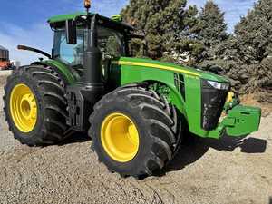 รถแทรกเตอร์จอห์ดีร์ 8400R ปี 2021 มือสอง พร้อมห้องโดยสาร - Product Image 6