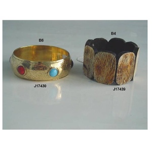 Bracelet en résine brillant violet et rose de haute qualité Bracelet en résine élégant Bracelet en résine de style indien au prix de gros - Product Image 3