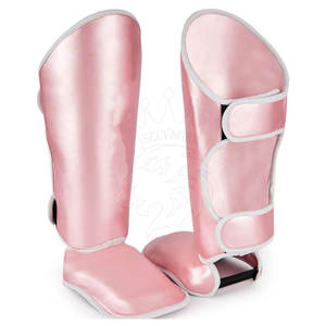 SELVAGIO FIGHTERS INTERNATIONAL Protège-tibias en cuir élastiques – Légers, haute qualité, protection professionnelle, ajustement extensible - Product Image 1