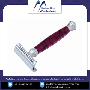 Prix direct usine Rasoir de sécurité Madhav Metal pour homme de haute qualité avec manche en laiton et lames en acier inoxydable - Prix - Product Image 2