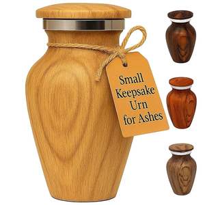 Urne funéraire en bois avec finition en bois naturel adaptée au stockage durable des cendres et aux cérémonies commémoratives familiales dans le monde entier - Product Image 3