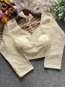 Beau coton Khadi avec chemisier brodé Femme Fabricant de mode et fournisseur de l'Inde au taux le plus bas - Product Image 4