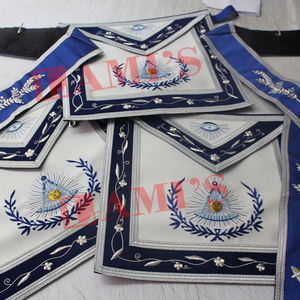ผ้ากันเปื้อนลายหนังแกะขอบงานช่างทำจาก100% - Product Image 1