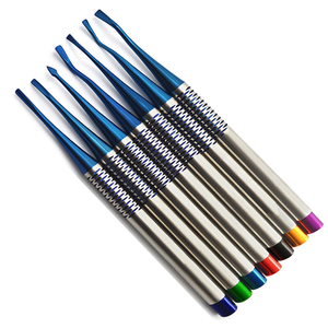 Juego de instrumentos PDL de 7 piezas para procedimientos dentales: luxación, elevadores de raíz y herramientas de proximidad para cirugía de implantes - Product Image 2