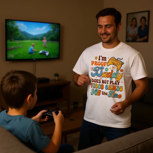 T-Shirt per Papà Appassionato di Videogiochi - Sfida la Leggenda del Papà che Non Gioca ai Videogiochi - Promozionale per Bambini e Genitori - Product Image 3