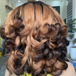 Vente en gros de mèches rebondissantes de cheveux humains vietnamiens Remy 6-40 pouces grade AAA à trame unique - Product Image 1