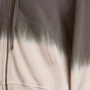 เสื้อสเวตเชิ้ตผ้าฟลีซสีชมพูอ่อนทรงโอเวอร์ไซส์สำหรับผู้หญิง สั่งทำพิเศษ พิมพ์ลายโลโก้ด้วยเทคนิค DTF ที่ด้านหน้า มีฮู้ด เหมาะสำหรับฤดูหนาว ล้างสีแบบ Acid Wash ทรงหลวม ระบายอากาศได้ดี - Product Image 5