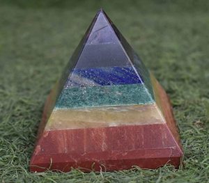 Pyramide d'énergie de sept chakras, cristal de guérison vastu naturel - Product Image 4