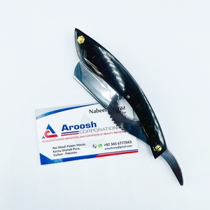 Rasoir manuel professionnel en gros Rasoir pliant avec logo personnalisé manche en bois durable en acier inoxydable barbier - Product Image 5