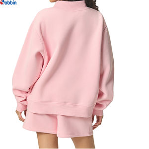 Sweatshirts et ensembles de survêtement pour femmes sur mesure, ensembles de sweat-shirts et shorts unis à col rond pour femmes, tailles plus grandes - Product Image 1