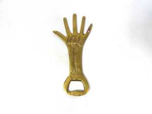 Abrebotellas Planos Modernos al por Mayor, Acabado Dorado de Aluminio con Diseño de Mano para Uso en el Hogar, Hoteles y Restaurantes, Hechos de Metal - Product Image 4