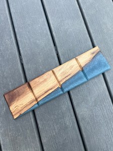 Posavasos de té de madera maciza decorativo de resina artística de lujo de calidad superior, almohadilla de aislamiento de resina, posavasos personalizados para el hogar y la cocina - Product Image 2