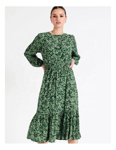 Robe d'été décontractée grande taille en viscose verte à imprimé floral, coupe trapèze, écologique, avec volants, taille élastique et poignets sexy, taille XL - Product Image 3