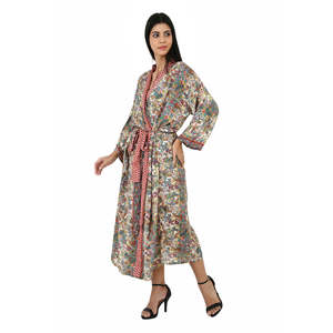 Conjunto de Kimono y Camiseta de Seda Floral para Mujer, Talla Única, Color Marfil, Rosa y Azul, Cuello Redondo, Bata, Cubrebaño de Playa, Tallas Grandes, Transpirable - Product Image 4