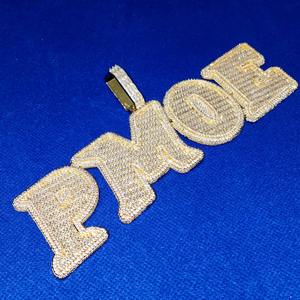 Collar con Colgante de Nombre Personalizado Starspire Jewels, Plata 925 con Moissanita, Diseño de Letra Personalizado con Aspecto de Diamante Completamente Engastado, Lujoso - Product Image 5