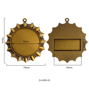 Médailles personnalisées de haute qualité en métal moulé sous pression pour les événements de football et de marathon - Product Image 5