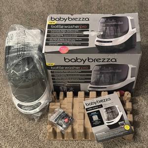 Lavadora de Biberones Baby Brezzaa 100% Nueva - Lavadora, Esterilizador y Secador de Biberones - Máquina Todo en Uno - Product Image 1