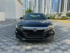 VUS turbo Honda Accord 1.5L 2021 utilisé avec la capacité du moteur AWD 8L Sièges en cuir Intérieur foncé Essence Diesel Options de carburant - Product Image 5