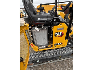 Mini-excavatrice d'occasion Caterpillar 301.7CR du Japon, état neuf, à vendre. - Product Image 4