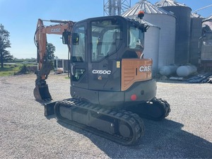 Mini pelle sur chenilles originale Case CX60C à vendre - Product Image 2