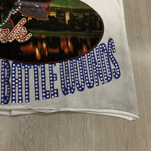 Camiseta de Manga Corta RoughPlay Back to the Future con Diseño de Diamantes, Estilo Urbano y Moderno - Product Image 4