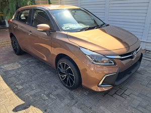 Auto Usado de Calidad a Precio Accesible, Toyota Starlet 1.5 XI 2023, Volante a la Derecha - Product Image 3