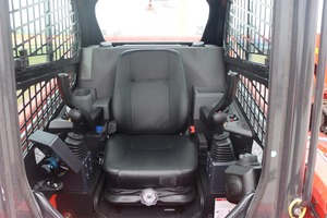 รถตักล้อยาง Kioti TL750 คุณภาพพรีเมียม มือสอง พร้อมขาย จัดส่งรวดเร็วทั่วโลก - Product Image 5