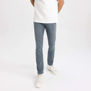 กางเกงยีนส์ทรงหลวมสำหรับผู้ชายกางเกงยีนส์ทรงหลวมเอวต่ำสไตล์ฮิปฮอปแฟชั่นตามสั่ง - Product Image 3