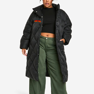 Veste bouffante à capuche coupe-vent légère avec logo brodé personnalisé Veste à bulles vierge à vêtements décontractés en coton rembourré pour femmes - Product Image 1