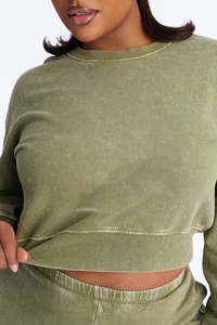 Sweat-shirt court à col rond brodé personnalisé pour femme, vente en gros OEM - Product Image 4