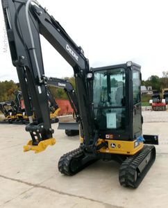 รถขุดขนาดเล็ก John Deere 35P มือสอง สภาพดีเยี่ยม แรงยกสูง รับประกัน 3 ปี มอเตอร์ไฮดรอลิก Kubota - Product Image 3
