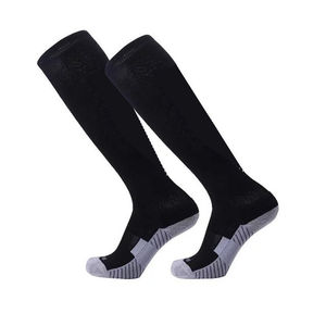 Chaussettes de football au genou en coton spandex à conception personnalisée Chaussettes de basket-ball pour hommes Chaussettes de football sportives respirantes de qualité - Product Image 5