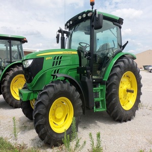Tractor de Ruedas John Deere 600R 4WD, Tractor Agrícola con Neumáticos Grandes para Trabajo de Campo - Product Image 4