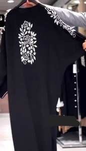 Vêtements musulmans traditionnels modernes, élégants et modestes pour femmes, style abaya ethnique brodé à la main Dubaï-Accessoire inclus - Product Image 2