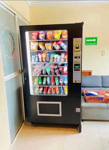 ตู้จำหน่ายสินค้าอัตโนมัติแบบเชิงพาณิชย์ ABS สำหรับขนมและเครื่องดื่ม พร้อม SDK ระบบจัดการบนคลาวด์ หน้าจอสัมผัส รองรับการชำระเงินหลากหลายรูปแบบ - Product Image 2