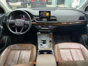 รถยนต์มือสอง AUDI <span class=keywords><strong>Q5</strong></span> 45 TFSIQUATTRO DESIGN 5 ประตู SUV ปี <span class=keywords><strong>2018</strong></span> สภาพดี สวยงาม ทันสมัย และเชื่อถือได้ เครื่องยนต์ 2 ลิตร 4 สูบ เกียร์อัตโนมัติ ระบบขับเคลื่อนสี่ล้อ - Product Image 3