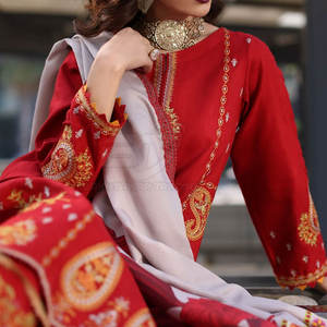 Traje Bordado para Mujer, Moderno, con Logotipo Personalizado Disponible, Tela Transpirable, Ropa de Moda al por Mayor - Product Image 4