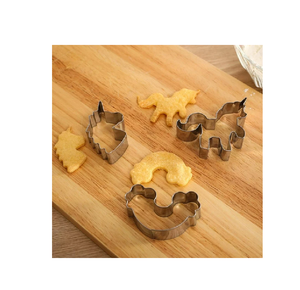 4 cái thép không gỉ Cookie cutter thiết kế độc đáo mảnh Biscuit Cookie khuôn bánh dập nổi công cụ thiết lập - Product Image 3
