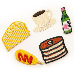 แผ่นรีดติดโลโก้ที่กำหนดเองสำหรับหมวกมีฮู้ดแผ่น3D เย็บติดตะขอและห่วงรูปร่างสินค้าต่างๆ - Product Image 1