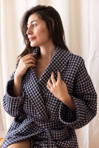 Women's 100% Cotton Shawl Collar <b>Waffle</b> Yarn Dyed Lightweight Quick-Dry <b>Bathrobe</b> - Product Image 3