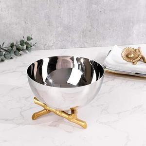 Bol à chocolat décoratif en métal pour centre de table de fête de mariage avec design unique artisanal élégant poli doré - Product Image 5