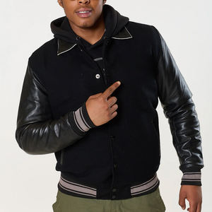 Chaqueta Varsity Moderna para Hombre con Diseño de Mangas en Contraste, Ribete Acanalado y Cierre de Broches Resistente para un Look Urbano Diario y Elegante - Product Image 4