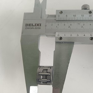 Bearing Roller Jarum UM 10.5mm*13.5mm*10mm Bahan Logam+Plastik Disikat untuk Suku Cadang Gergaji Mesin Bensin OEM - Product Image 2