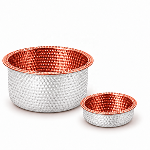 Ensemble de 2 bols ronds en cuivre pour pédicure et manucure avec texture martelée et extérieur blanc - Product Image 1