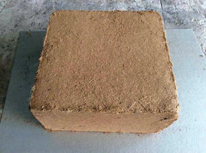 Briquetas de Turba de Coco de Grado Limpio para Mezcla de Sustrato de Cultivo, Exportación a Granel desde Vietnam y Soporte de Empaque OEM - Product Image 4
