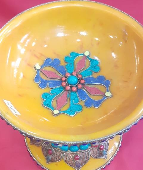 สีน้ำตาล