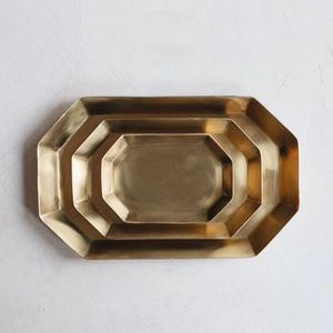 Finest Quality Brass Made Round Shape Attractive Look Frame Table Centerpiece Accessories Luxury Serving Food <b>Tray</b> From India - Product Image 2