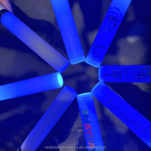 รีโมทคอนโทรล DMX แท่งไฟเรืองแสงความสว่างสูง 15 สี พร้อมสีที่ปรับแต่งได้ สำหรับเชียร์คอนเสิร์ต งานรับปริญญา รอมฎอน - Product Image 4