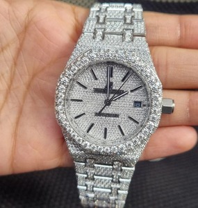 Moissanite diamante ghiacciato <span class=keywords><strong>orologio</strong></span> da polso Moissanite <span class=keywords><strong>orologio</strong></span> analogico VVS Clarity regalo per gli uomini e le donne su misura <span class=keywords><strong>orologio</strong></span> gioielli - Product Image 6