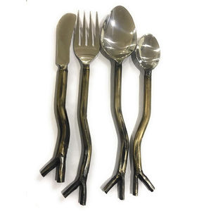 Lot de 4 couverts artisanaux plaqués or couverts de fête écologiques avec poignées noires décoratives de style américain haut de gamme - Product Image 4